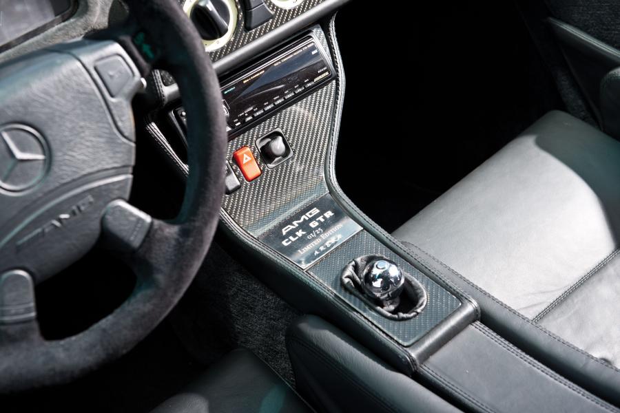 Mercedes-Benz CLK GTR 1998 года  (фото 26 из 33)